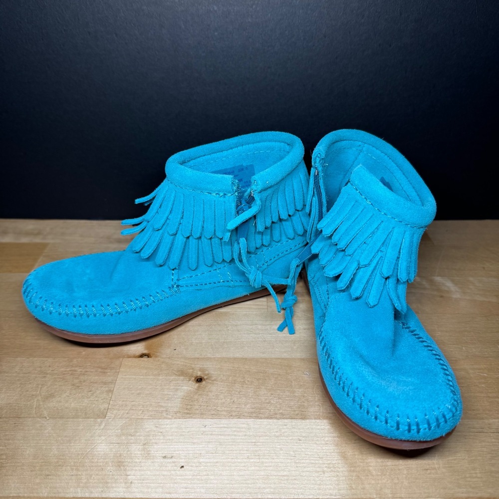 Minnetonka Kids Turquoise Suede Double Layer Fringe Moccasin Boot 2296 Size 12